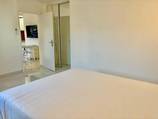 Residence Graziella Appartement 410 ジュアン・レ・パン アパート
